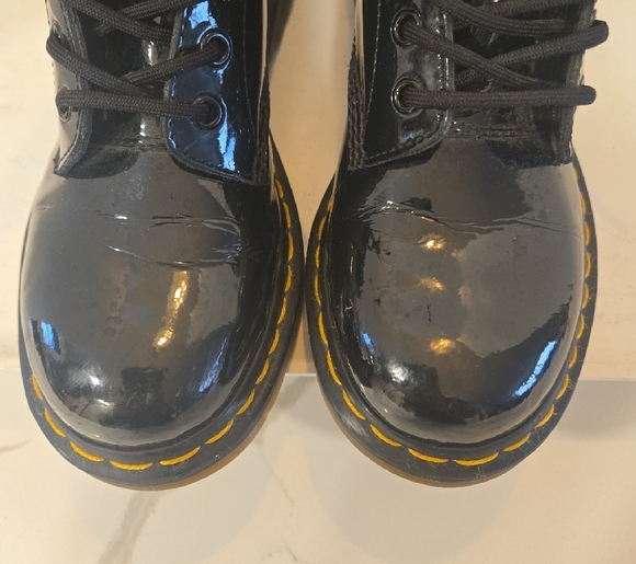 Dr. Martins Womens Black Patent Leather Combat Boots Size 7 - Picture 3 of 9
